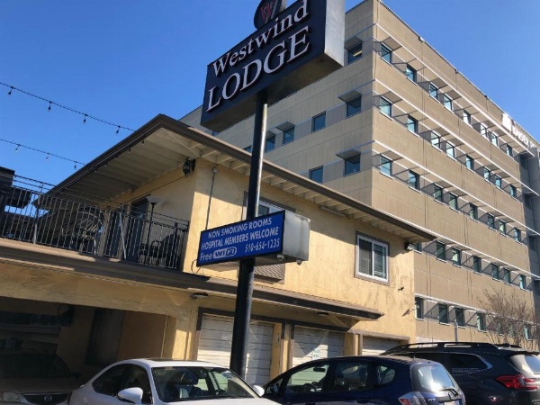 Westwind Lodge image 25